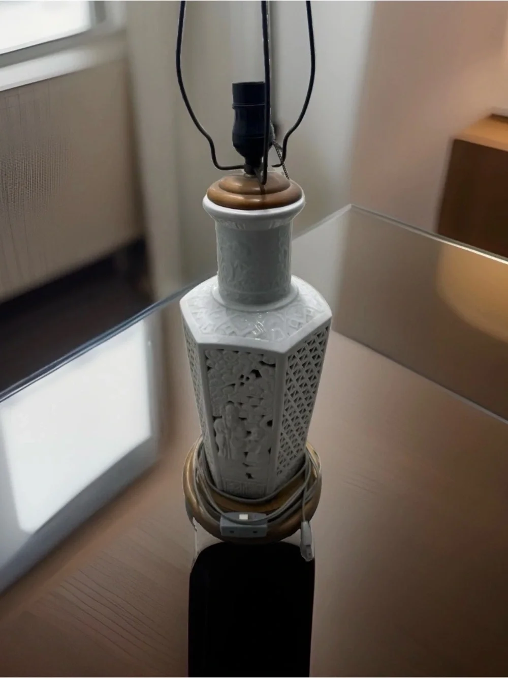 White Carved Ceramic Table Lamp with Brass-Tone Accents
